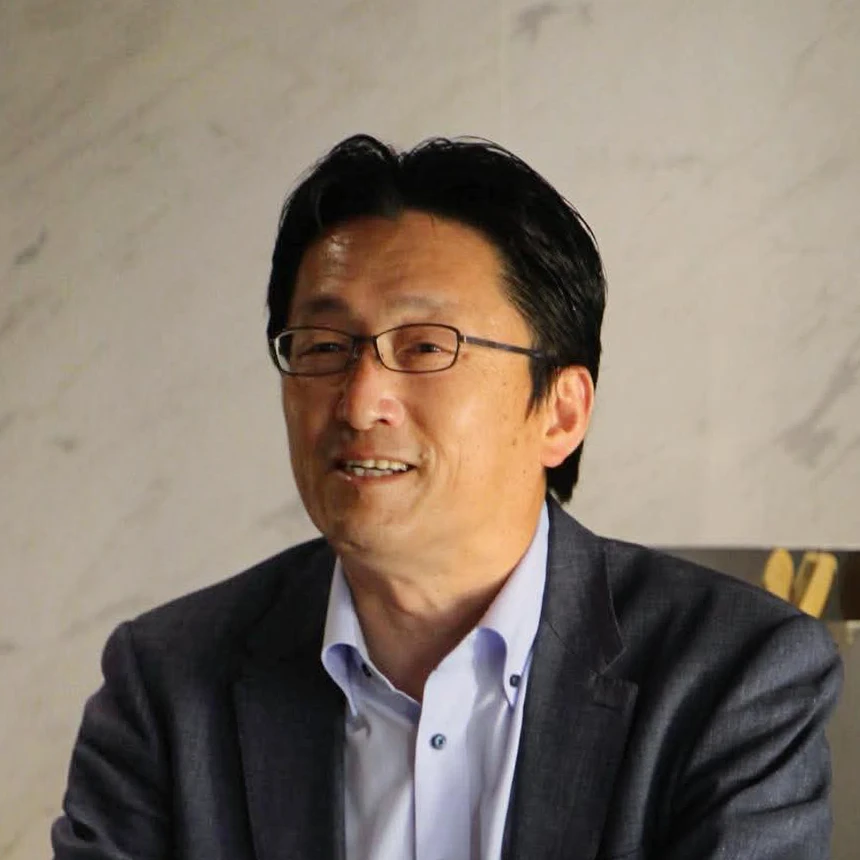 株式会社丸八 代表取締役会長 大崎 浩司様
